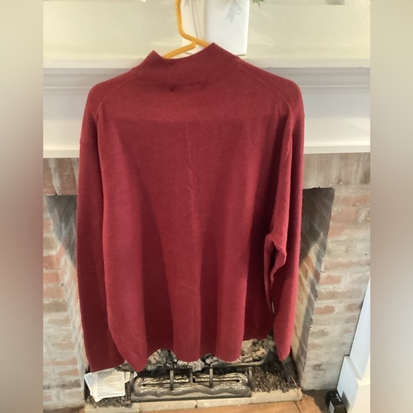 Turnbury Mock Neck Extra Fine Merino Wool Mens Burgundy Sweater Size XL - Picture 3 of 4